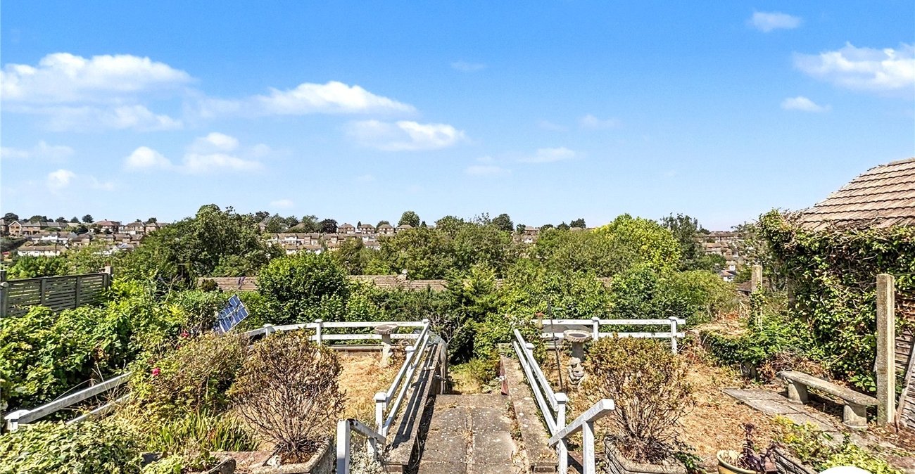 2 bedroom bungalow for sale in Walderslade | Robinson Michael & Jackson