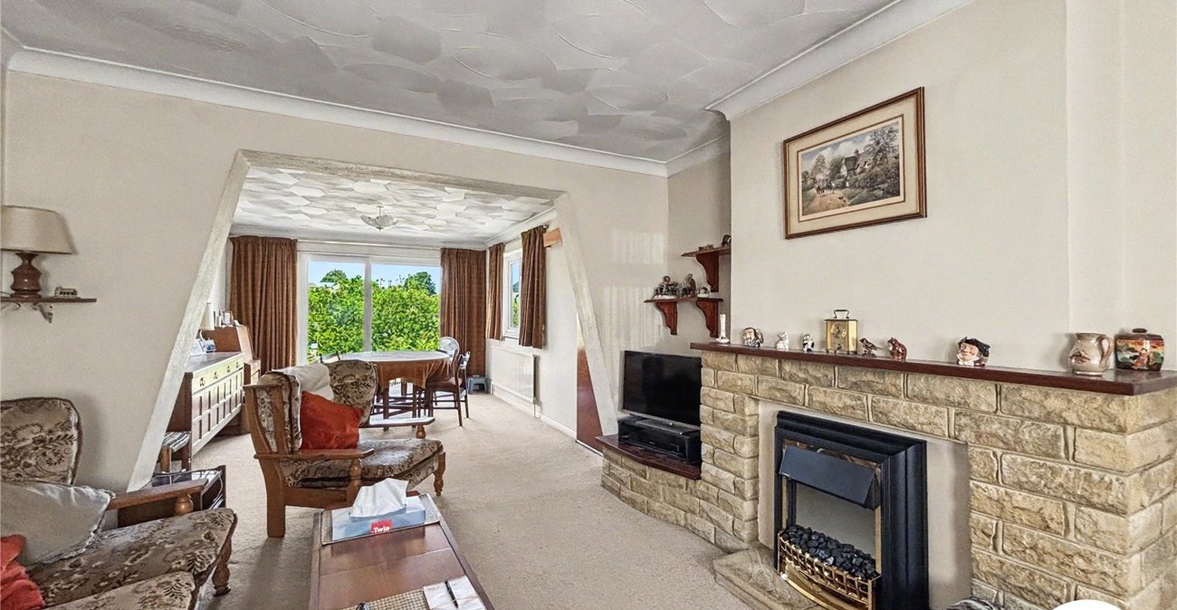 2 bedroom bungalow for sale in Walderslade | Robinson Michael & Jackson