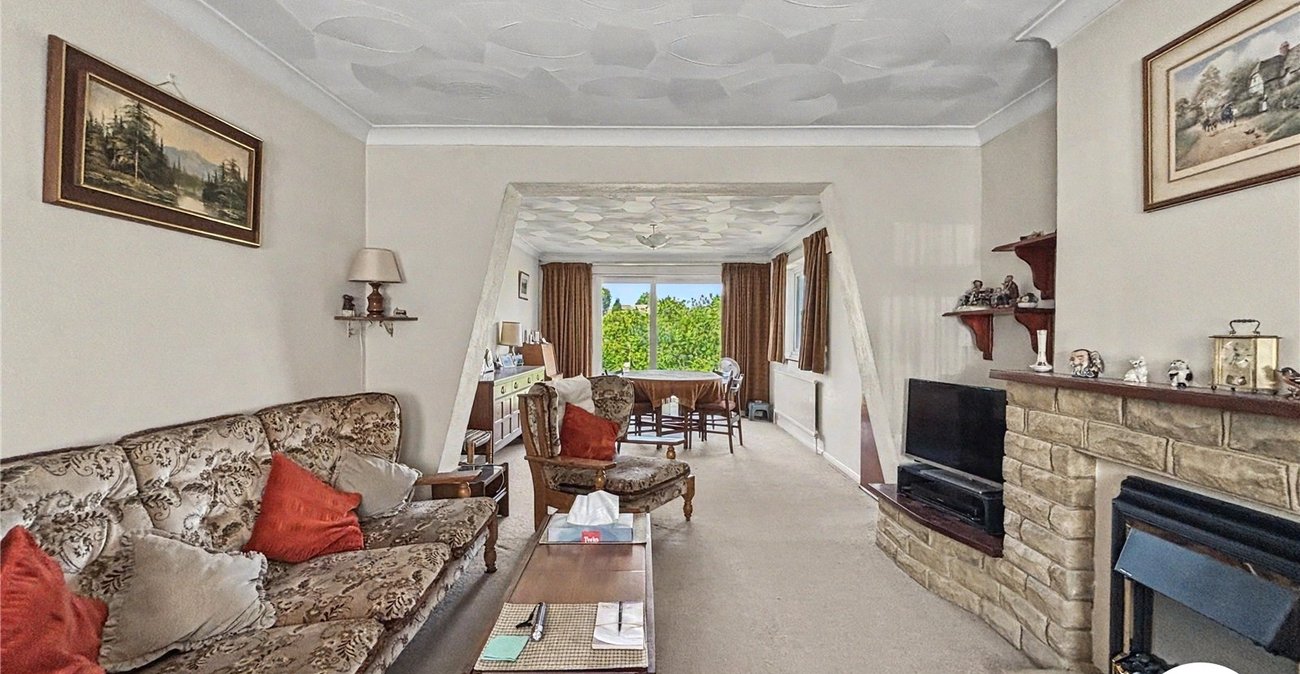 2 bedroom bungalow for sale in Walderslade | Robinson Michael & Jackson