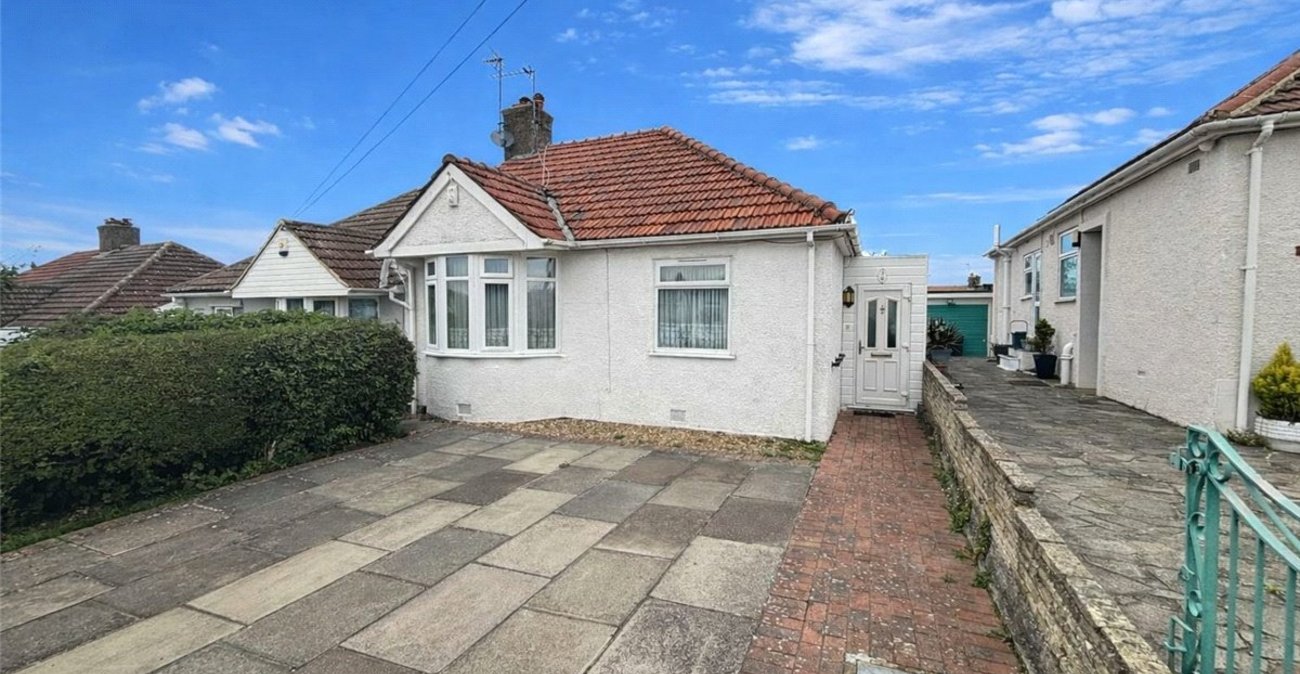 2 bedroom bungalow for sale in Orpington | Robinson Jackson