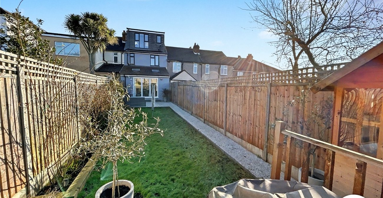 3 bedroom house for sale in South Welling | Robinson Jackson