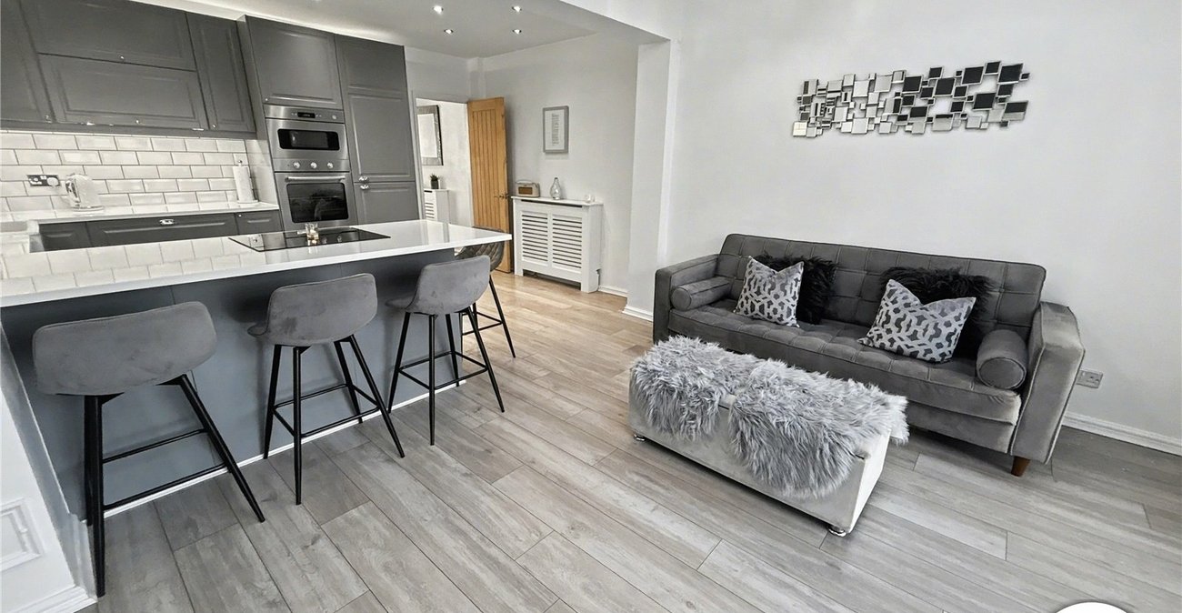 3 bedroom house for sale in South Welling | Robinson Jackson