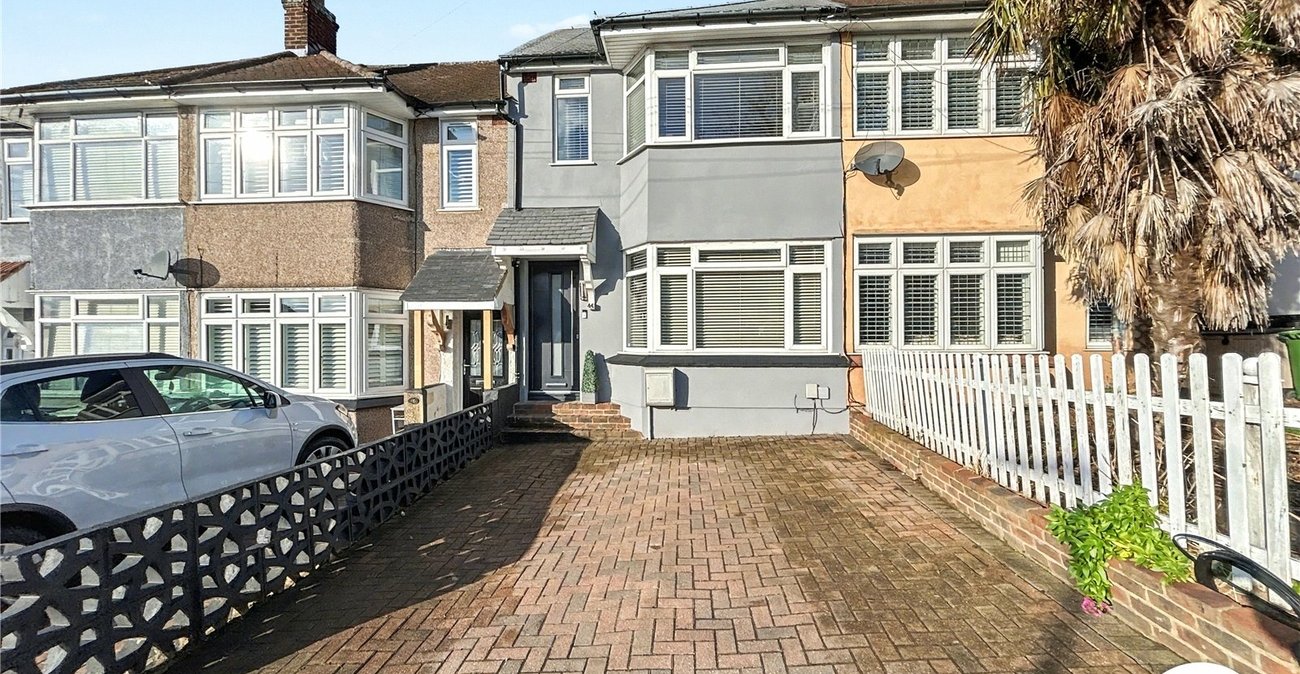 3 bedroom house for sale in South Welling | Robinson Jackson