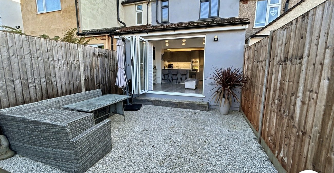 3 bedroom house for sale in South Welling | Robinson Jackson