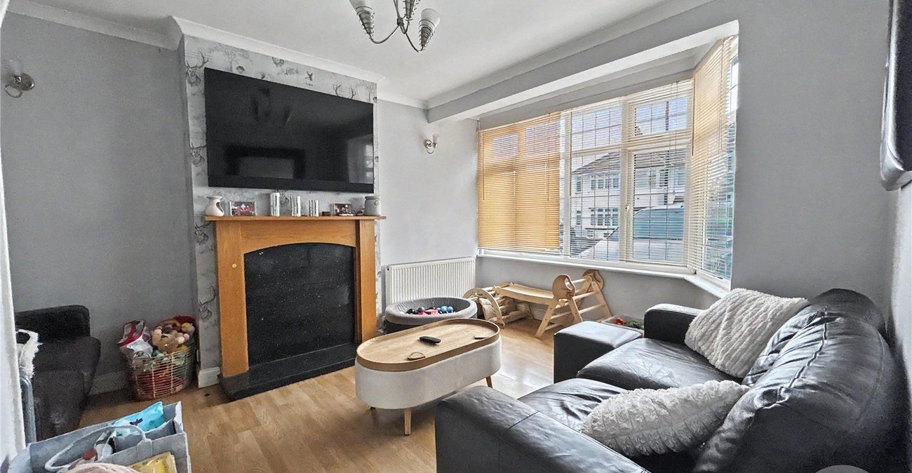 2 bedroom house for sale in South Welling | Robinson Jackson