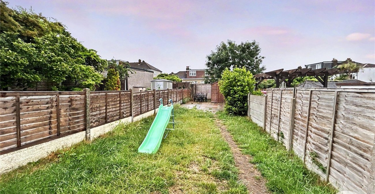 2 bedroom house for sale in South Welling | Robinson Jackson
