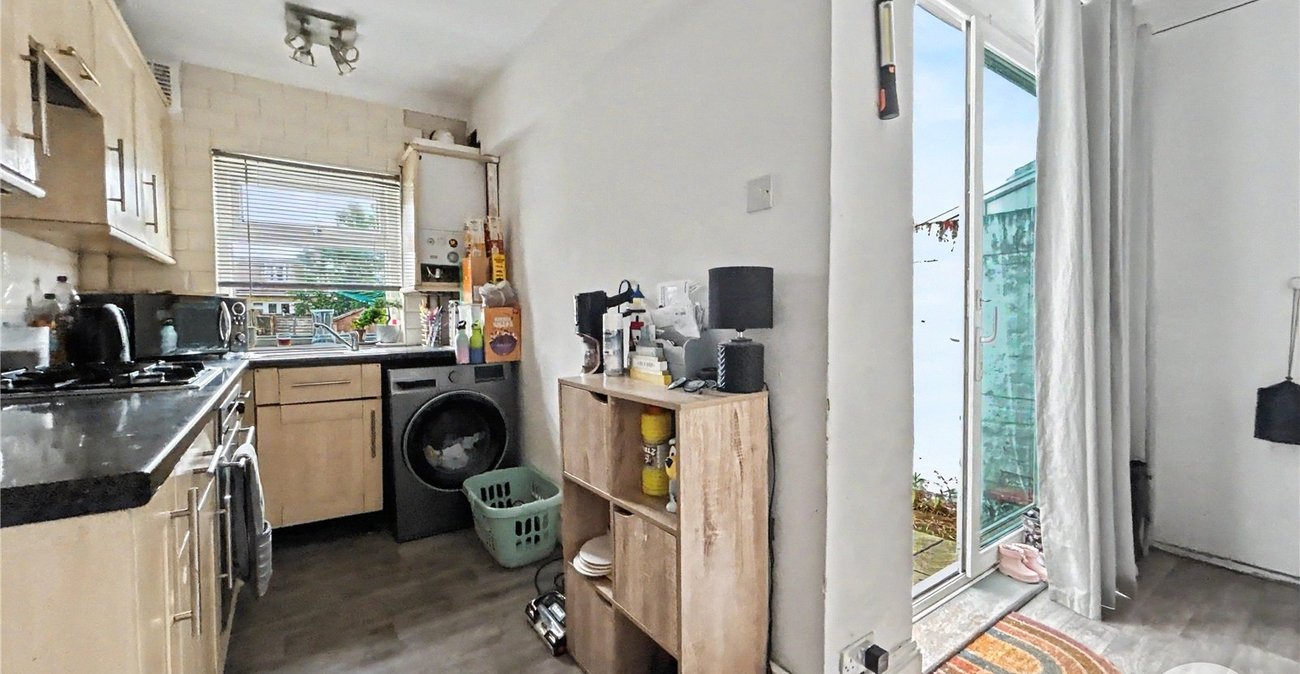 2 bedroom house for sale in South Welling | Robinson Jackson