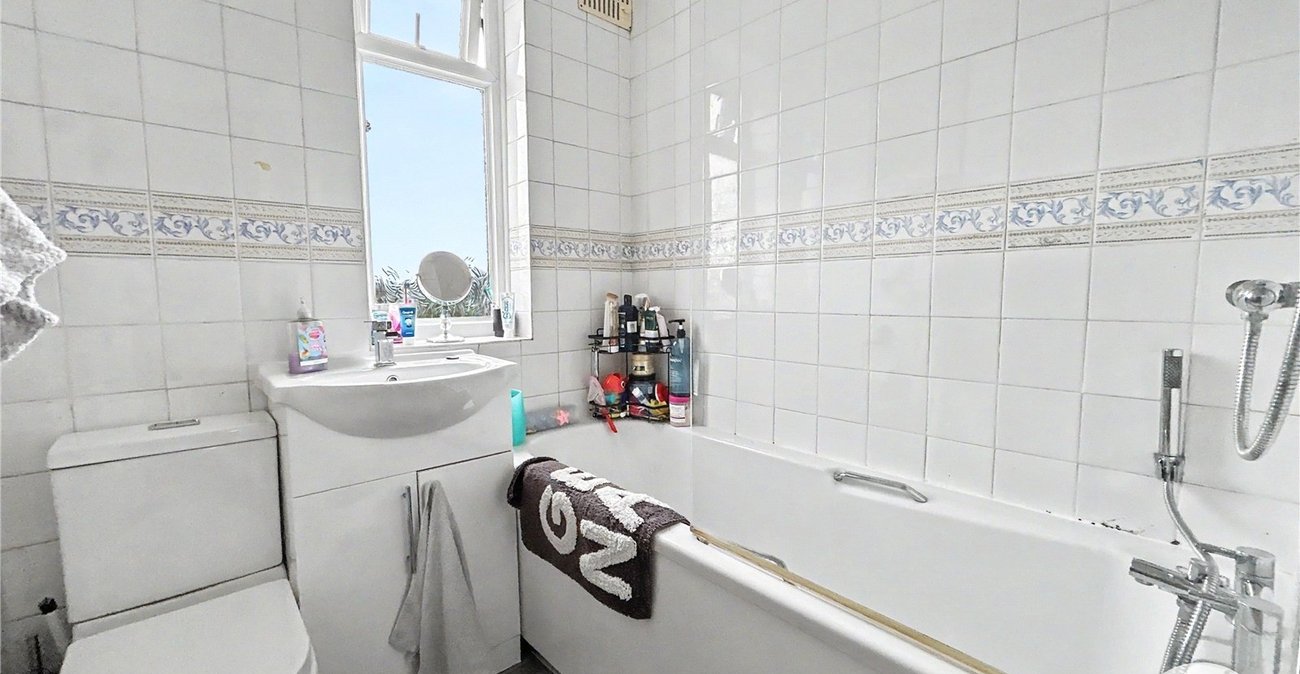 2 bedroom house for sale in South Welling | Robinson Jackson