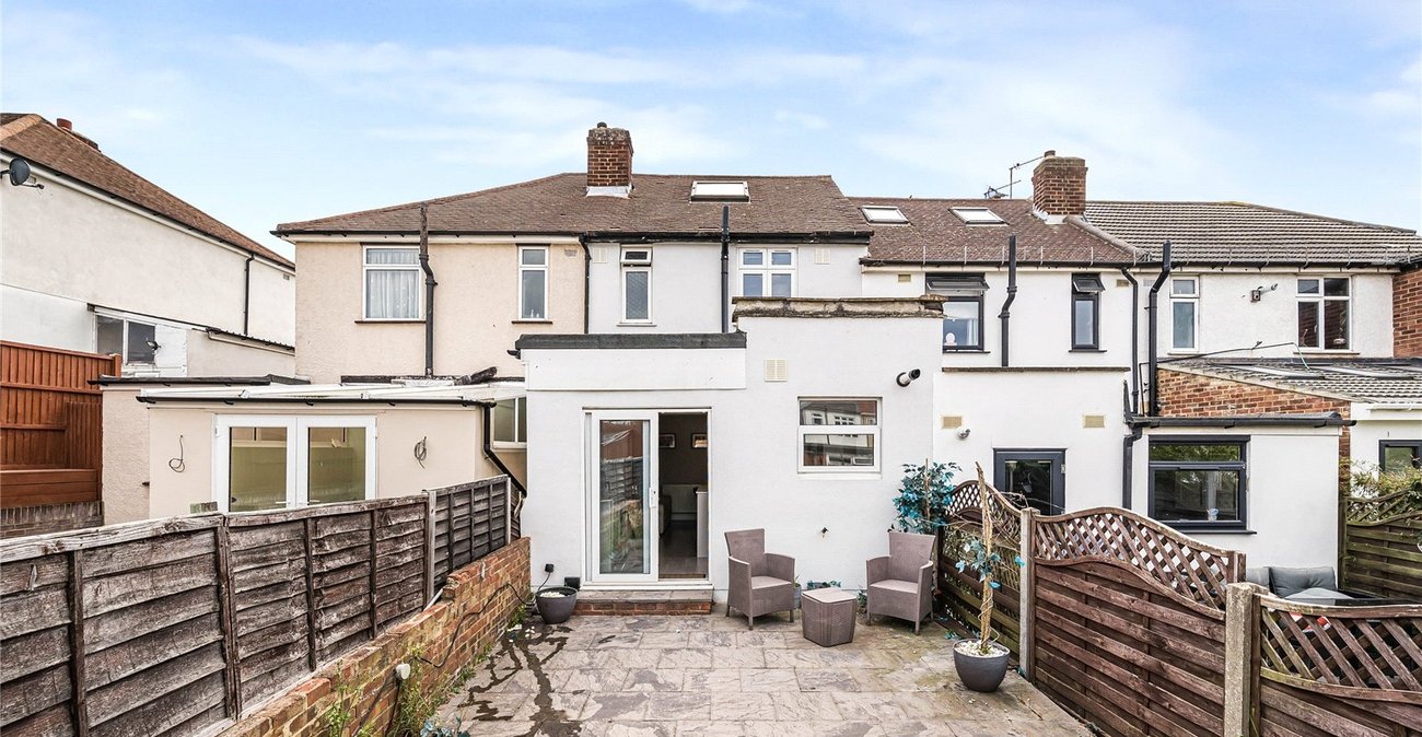 2 bedroom house for sale in South Welling | Robinson Jackson
