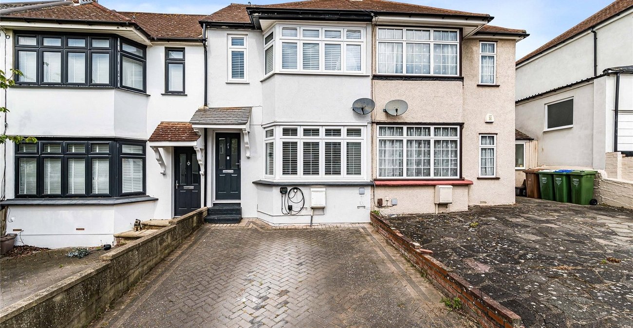 2 bedroom house for sale in South Welling | Robinson Jackson