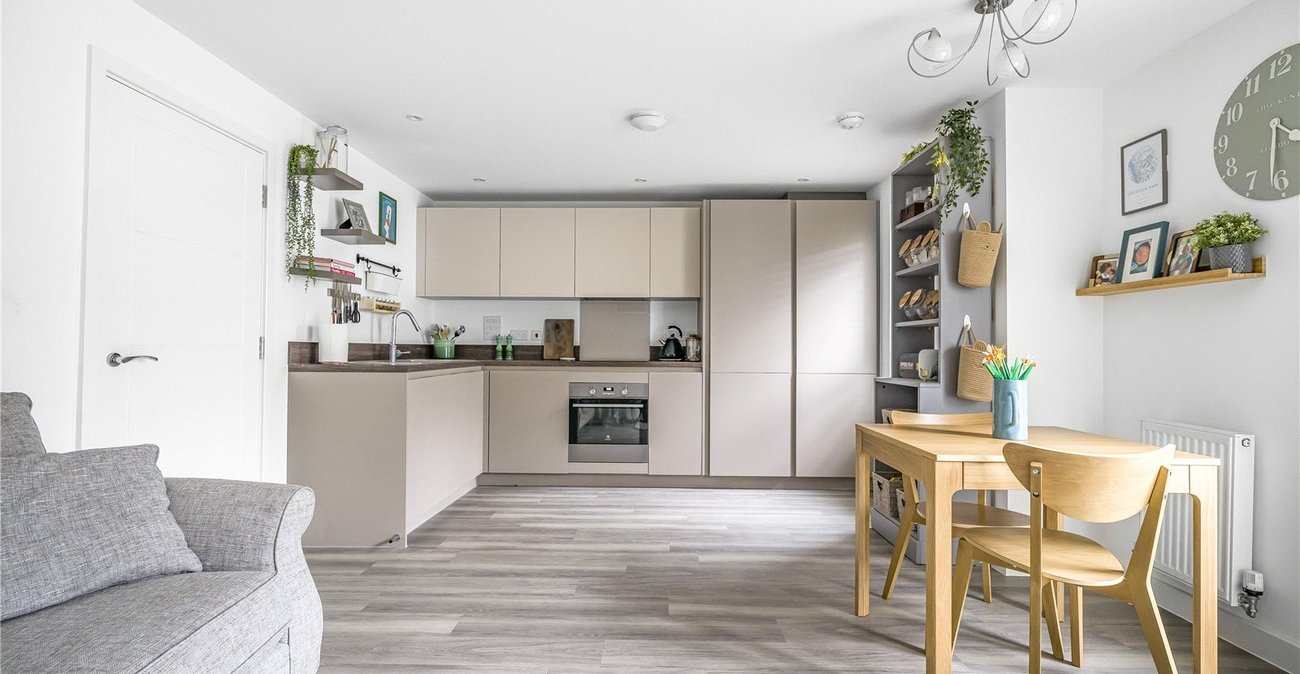 1 bedroom property for sale in Northfleet | Robinson Michael & Jackson