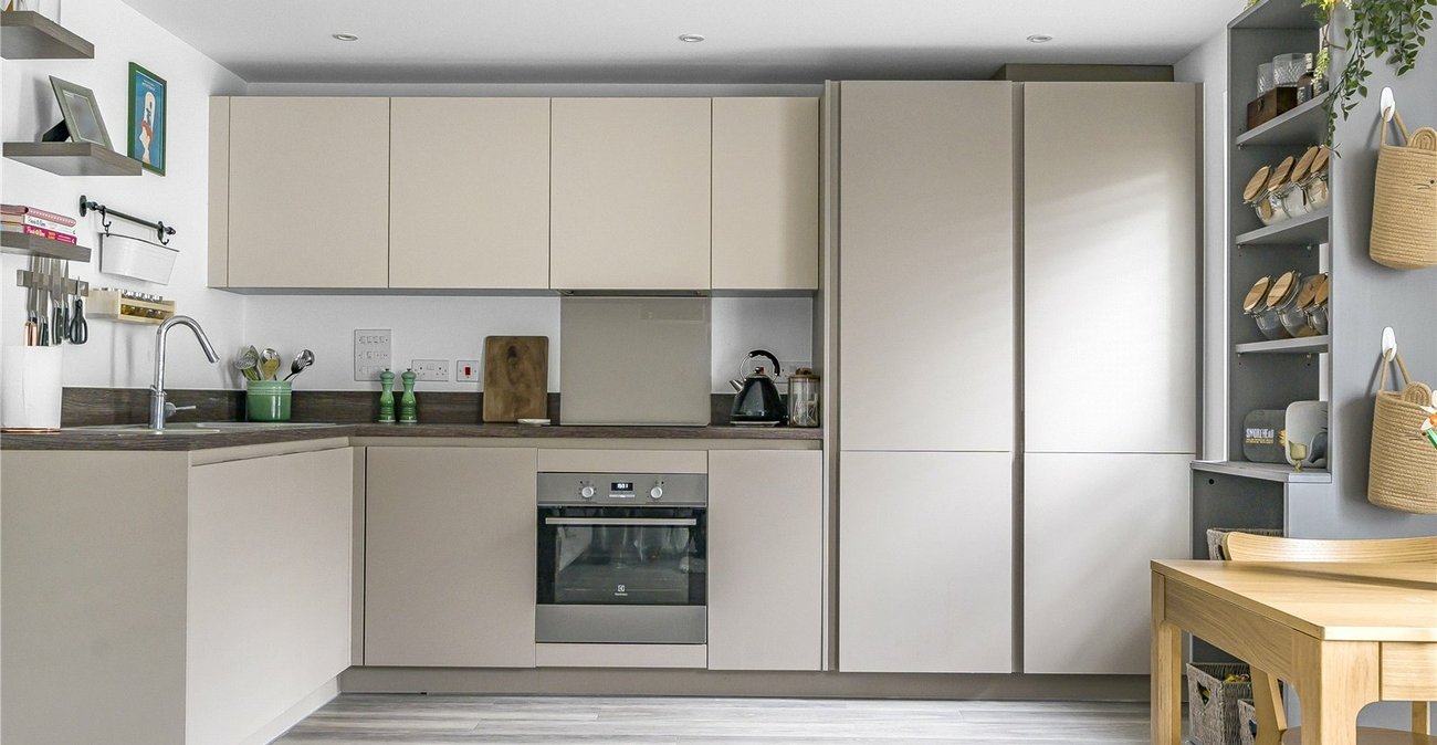 1 bedroom property for sale in Northfleet | Robinson Michael & Jackson