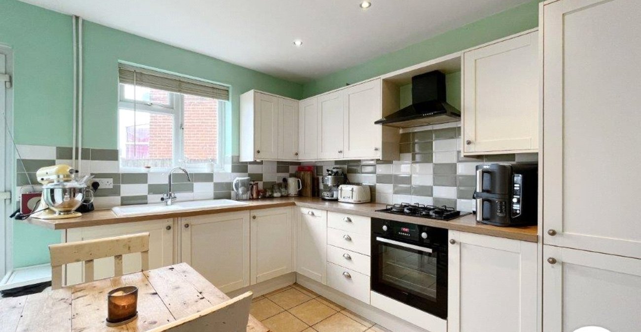 2 bedroom house for sale in Sittingbourne | Robinson Michael & Jackson