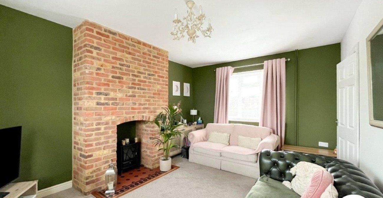 2 bedroom house for sale in Sittingbourne | Robinson Michael & Jackson