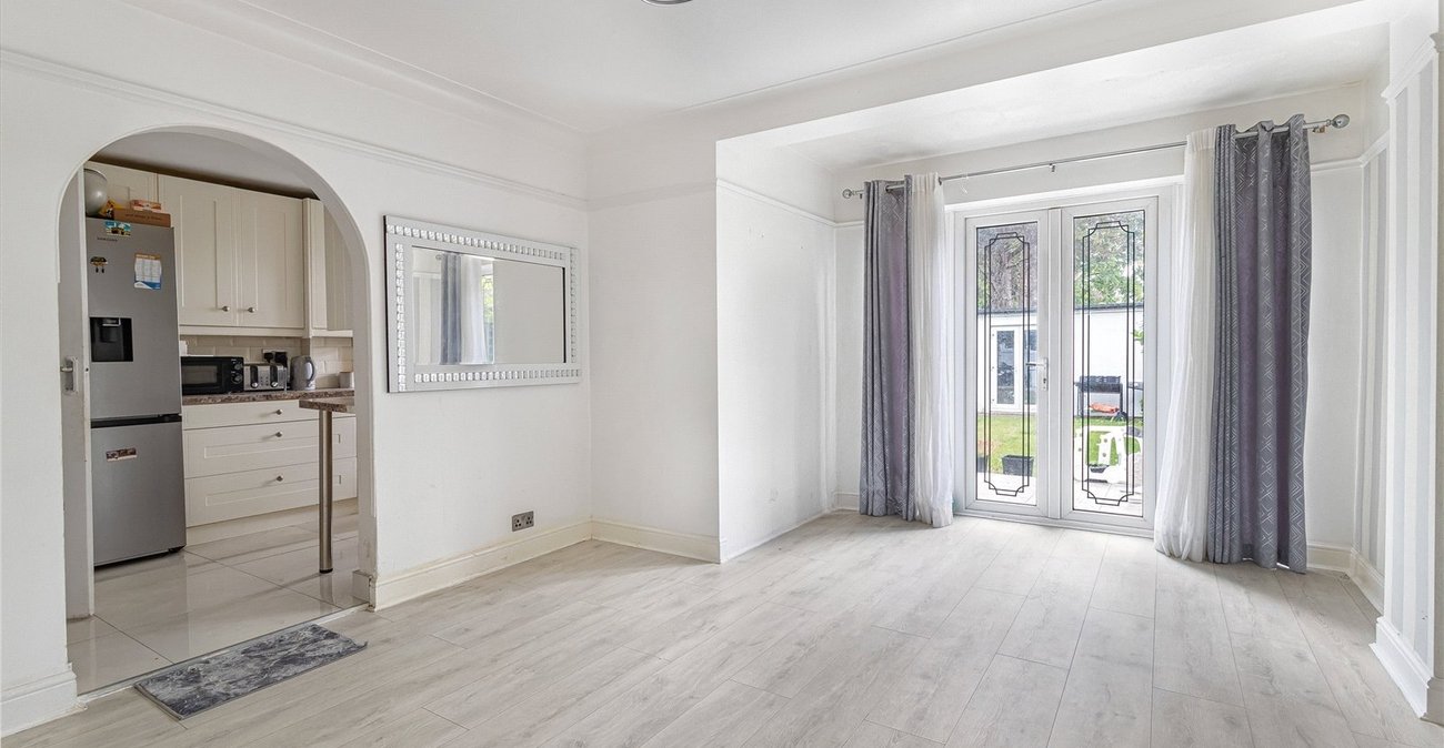 4 bedroom house for sale in Welling | Robinson Jackson