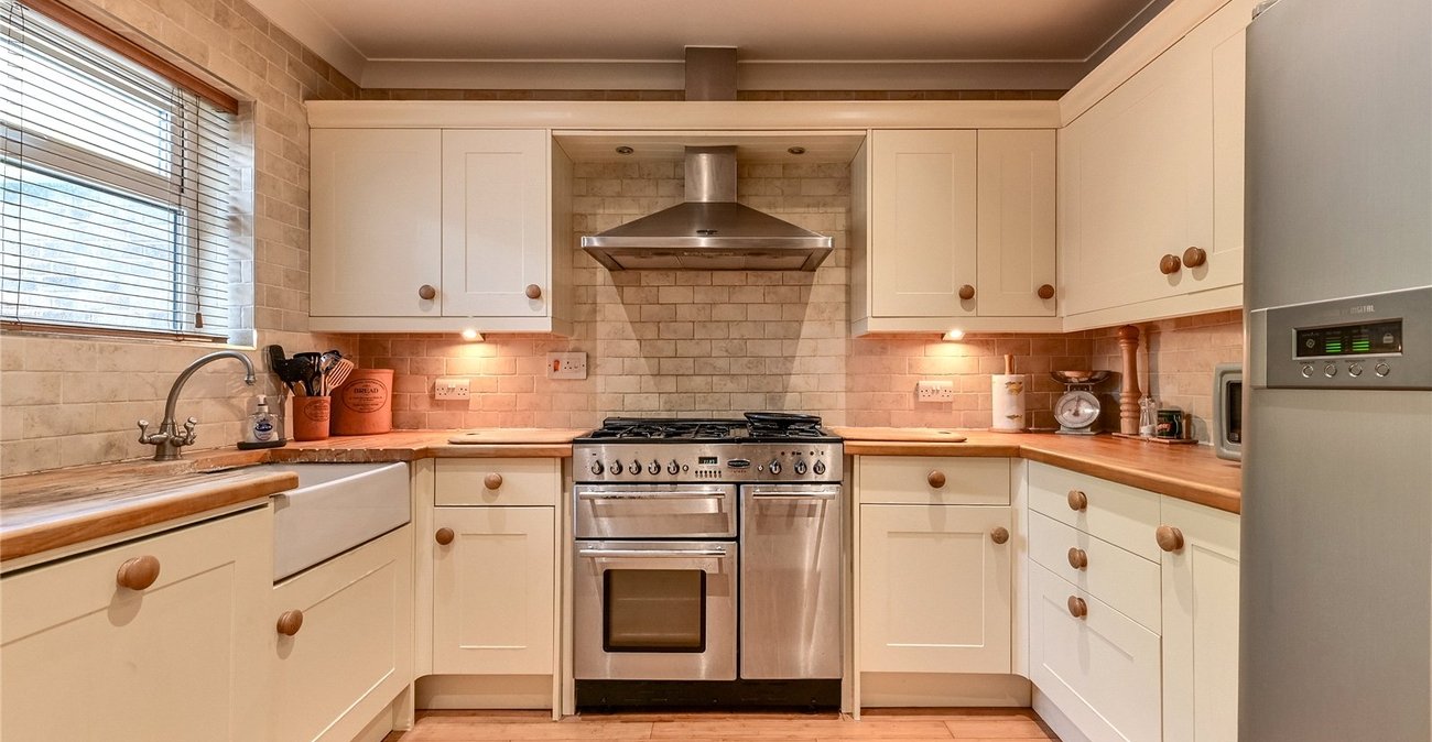 4 bedroom house for sale in Gravesend | Robinson Michael & Jackson