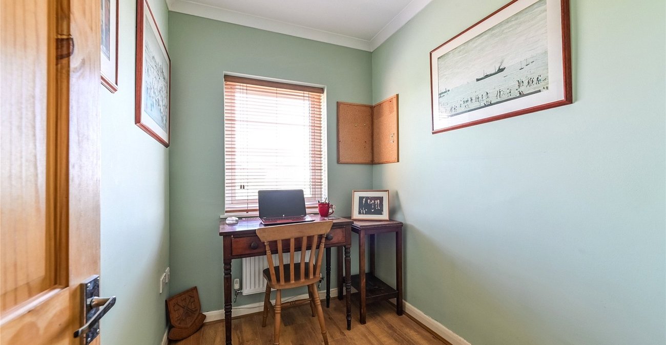 4 bedroom house for sale in Gravesend | Robinson Michael & Jackson