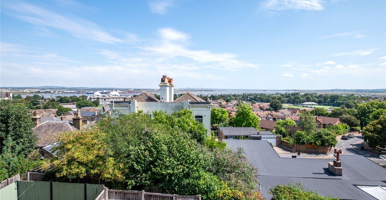 4 bedroom house for sale in Gravesend | Robinson Michael & Jackson