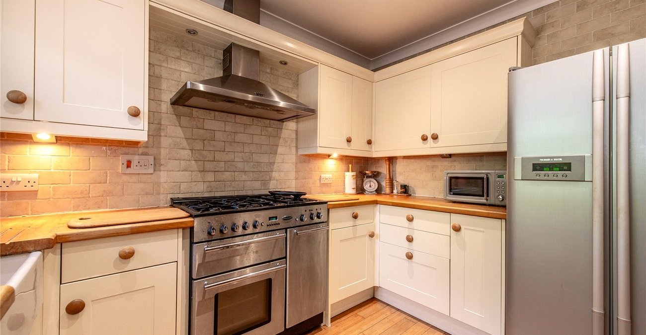 4 bedroom house for sale in Gravesend | Robinson Michael & Jackson
