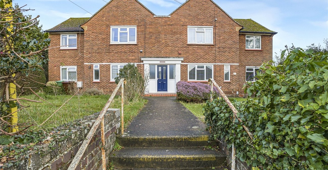 2 bedroom property for sale in Barming | Robinson Michael & Jackson