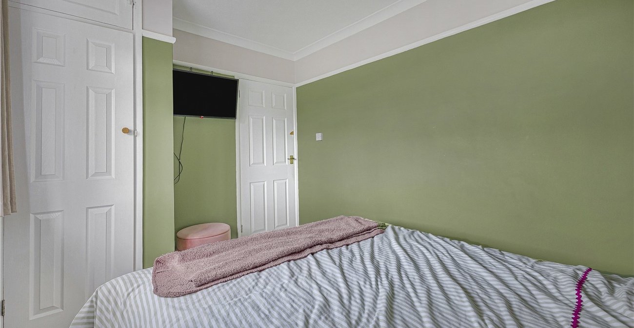 2 bedroom property for sale in Barming | Robinson Michael & Jackson