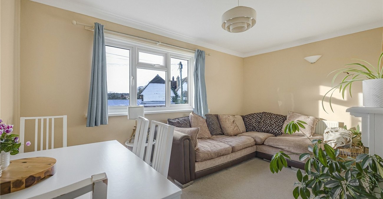 2 bedroom property for sale in Barming | Robinson Michael & Jackson