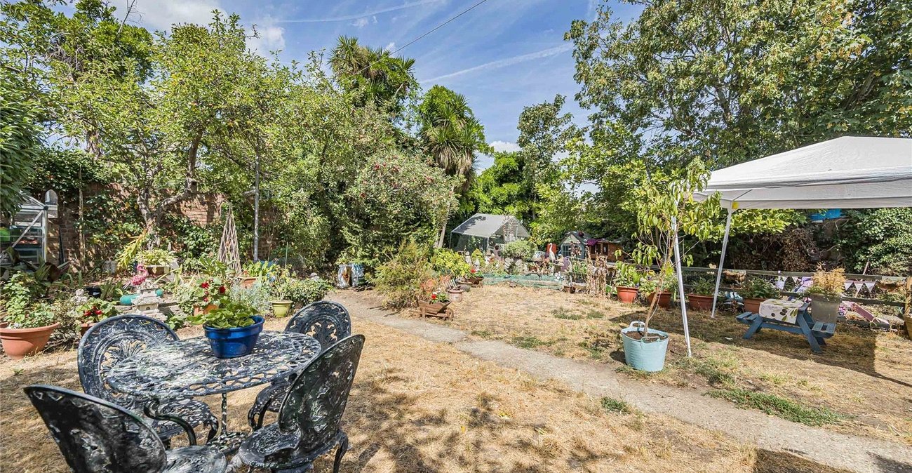 4 bedroom house for sale in Bexley | Robinson Jackson