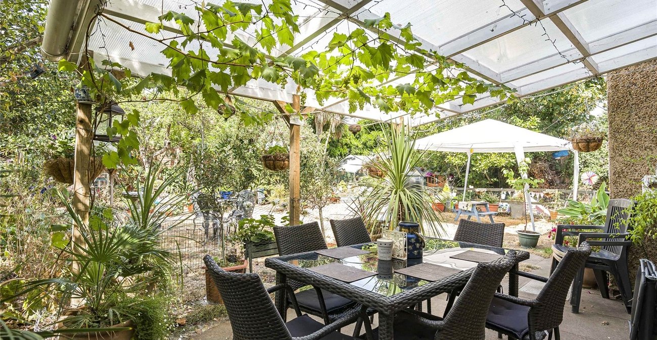 4 bedroom house for sale in Bexley | Robinson Jackson