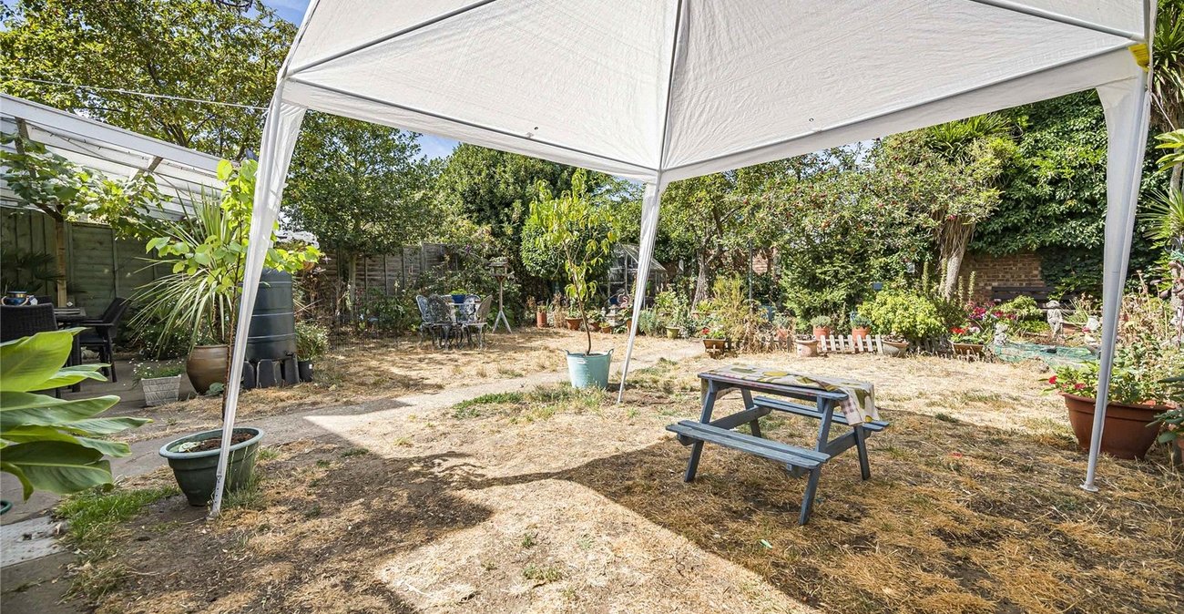 4 bedroom house for sale in Bexley | Robinson Jackson