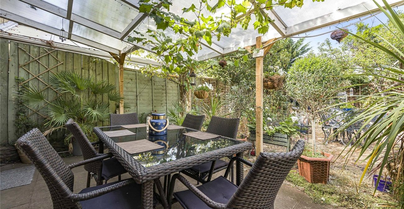 4 bedroom house for sale in Bexley | Robinson Jackson