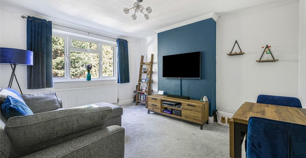 2 bedroom property for sale in Bromley | Robinson Jackson