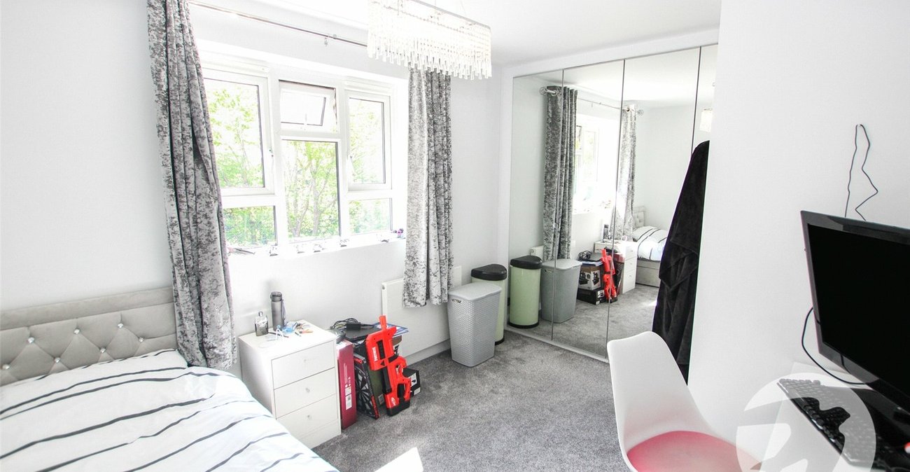 3 bedroom house for sale in Eltham | Robinson Jackson