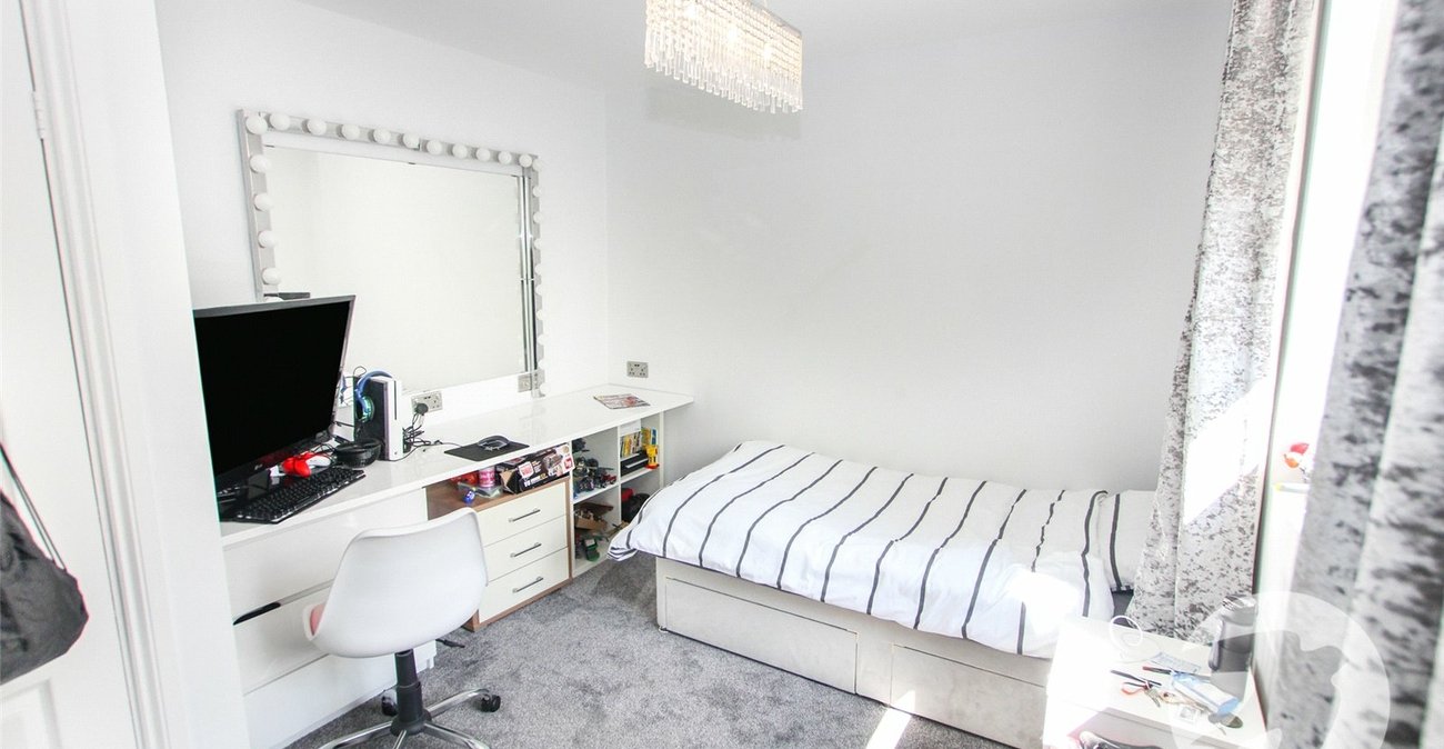 3 bedroom house for sale in Eltham | Robinson Jackson