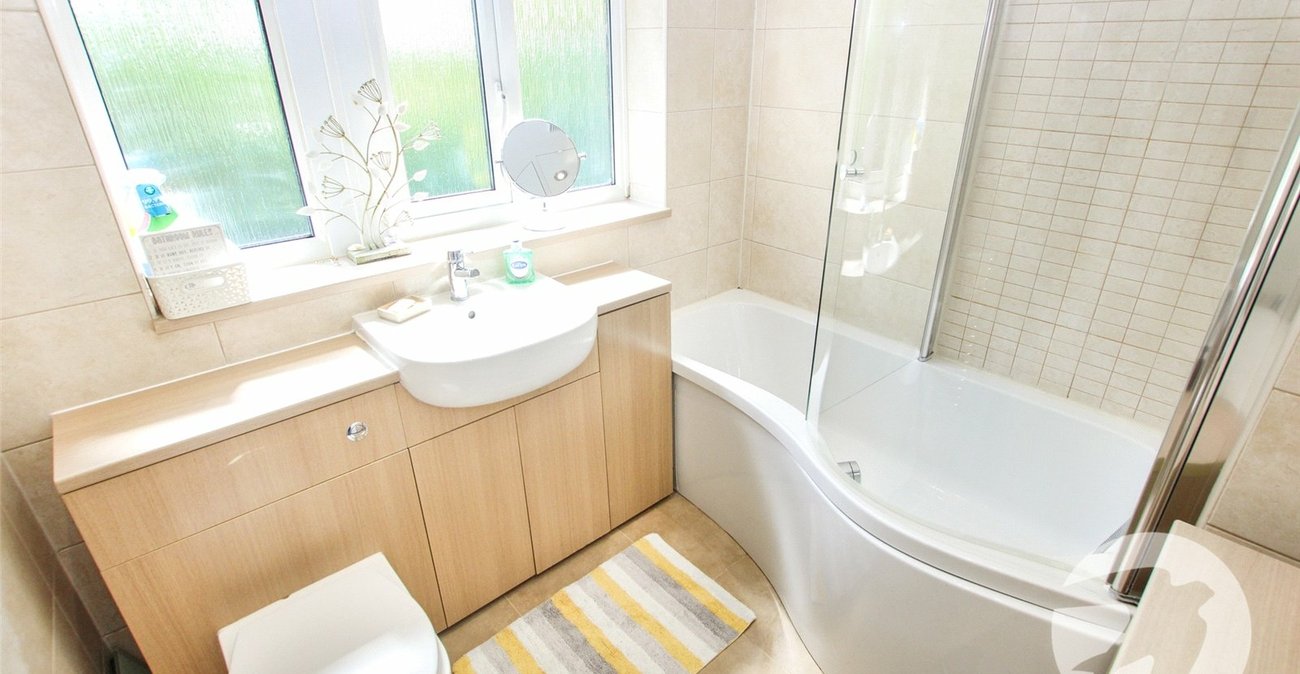 3 bedroom house for sale in Eltham | Robinson Jackson