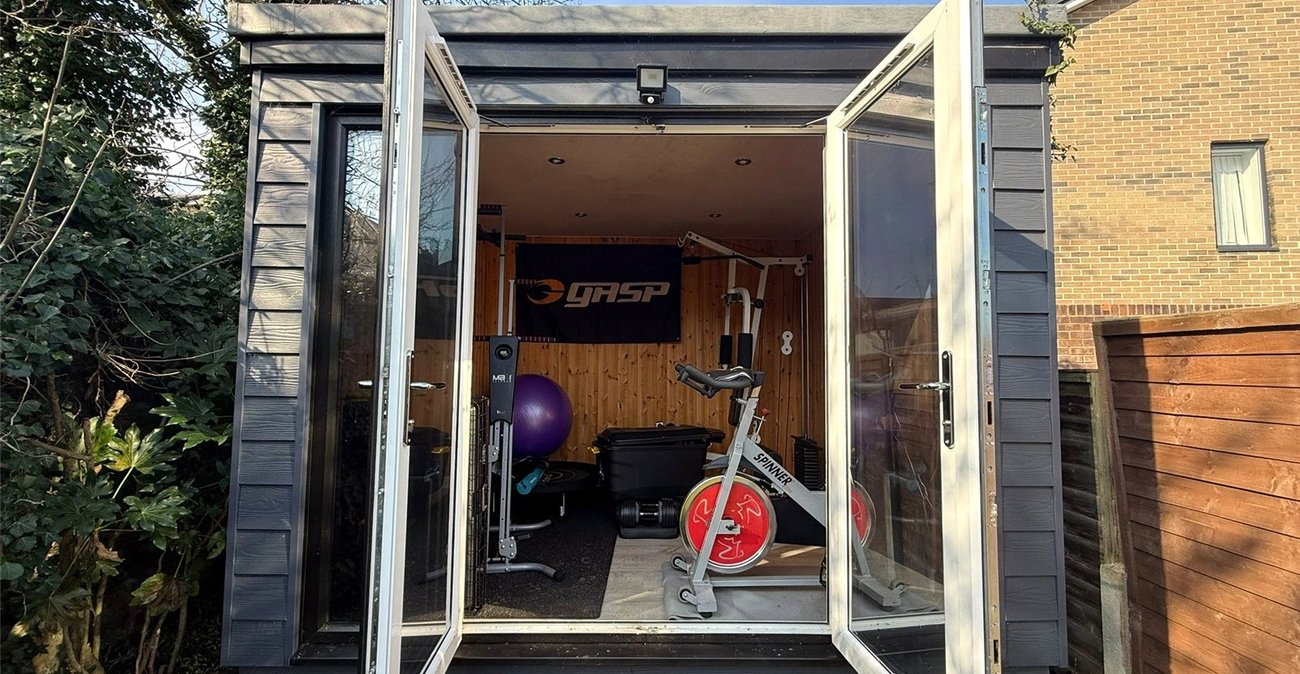 2 bedroom house for sale in Plumstead | Robinson Jackson