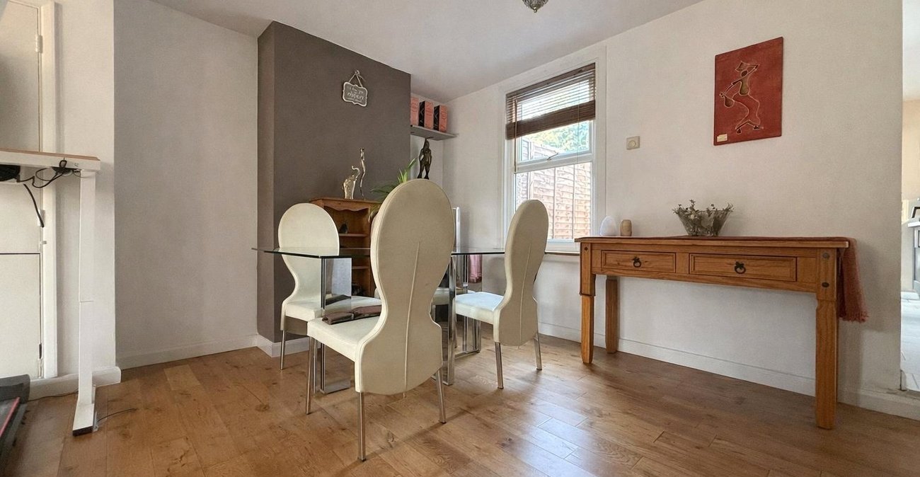 2 bedroom house for sale in Plumstead | Robinson Jackson