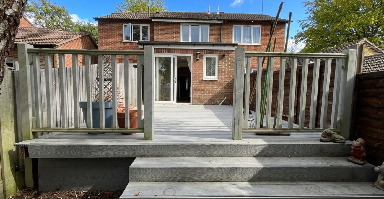 2 bedroom house for sale in Walderslade Woods | Robinson Michael & Jackson