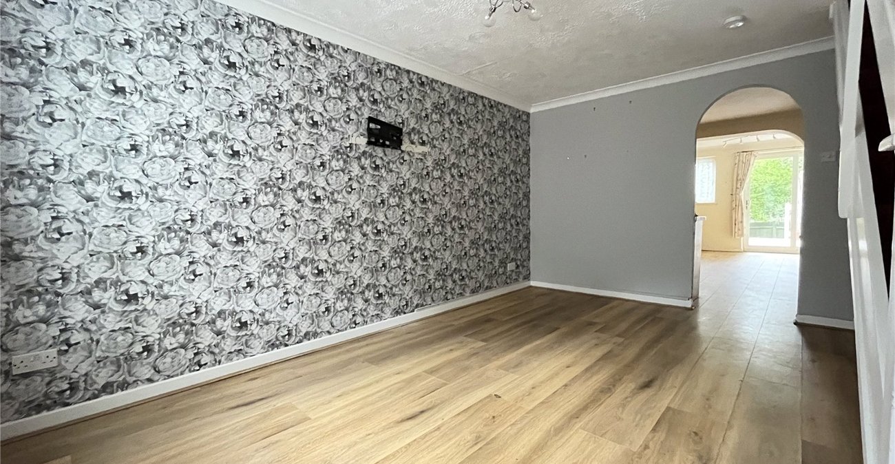 2 bedroom house for sale in Walderslade Woods | Robinson Michael & Jackson
