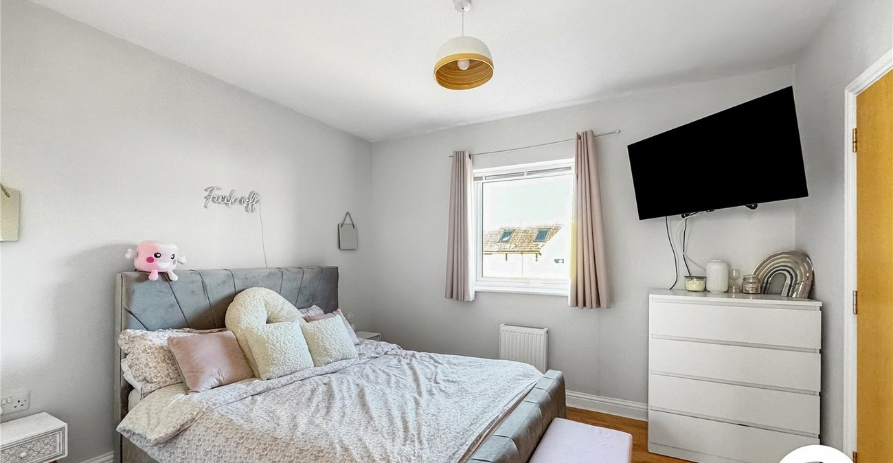 2 bedroom property for sale in Sittingbourne | Robinson Michael & Jackson