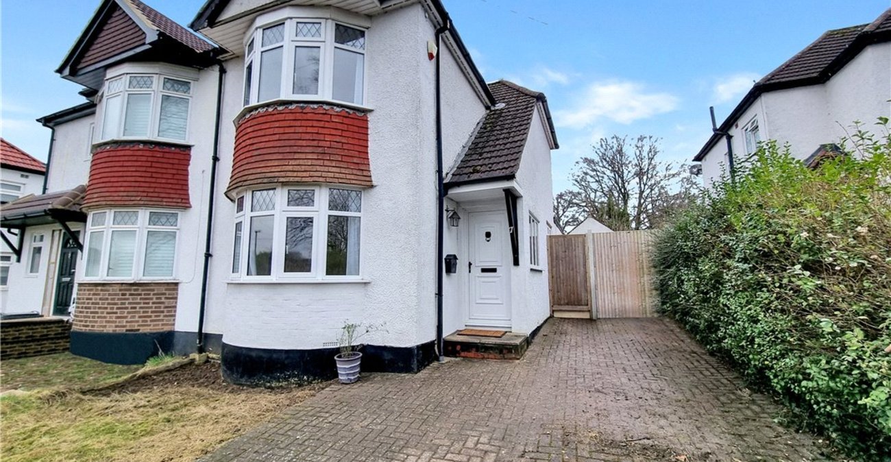 2 bedroom house for sale in Chelsfield | Robinson Jackson