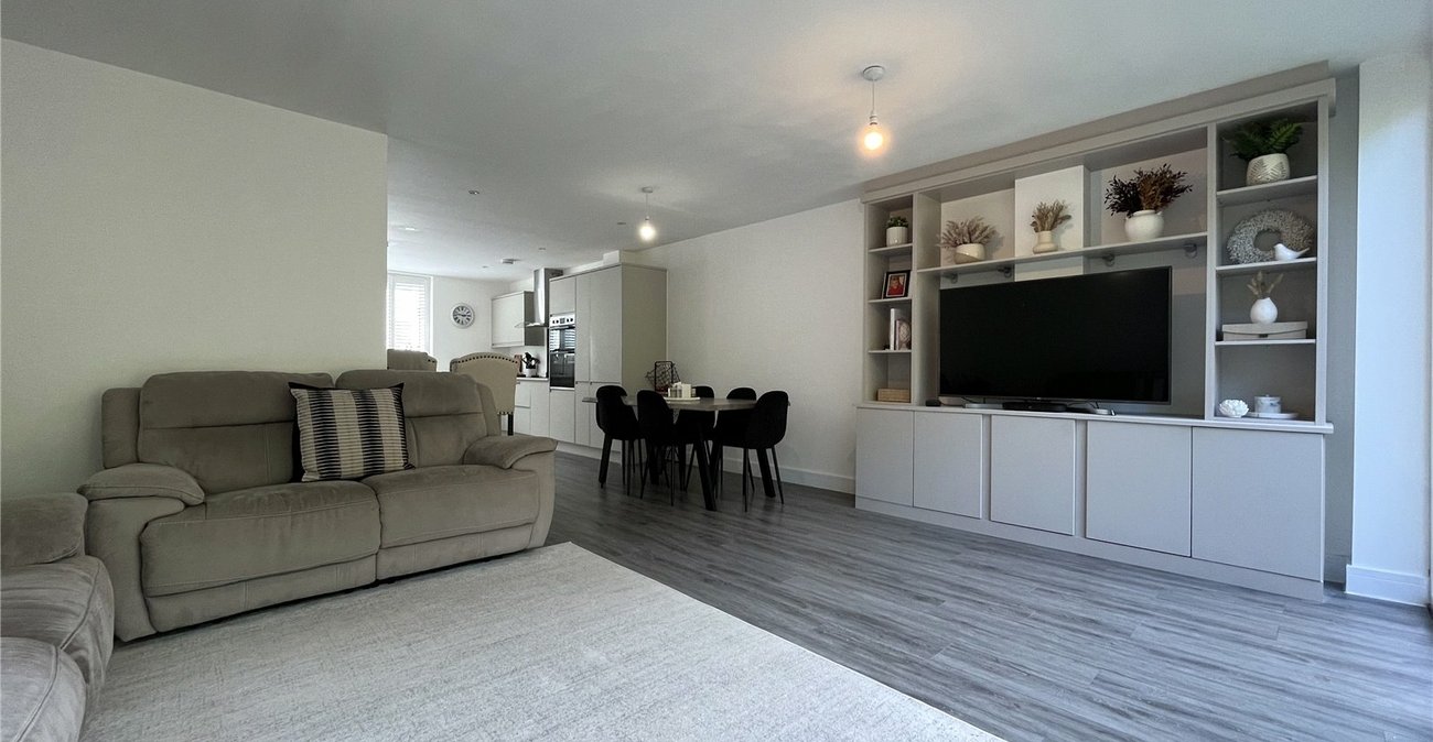 4 bedroom house for sale in Walderslade | Robinson Michael & Jackson