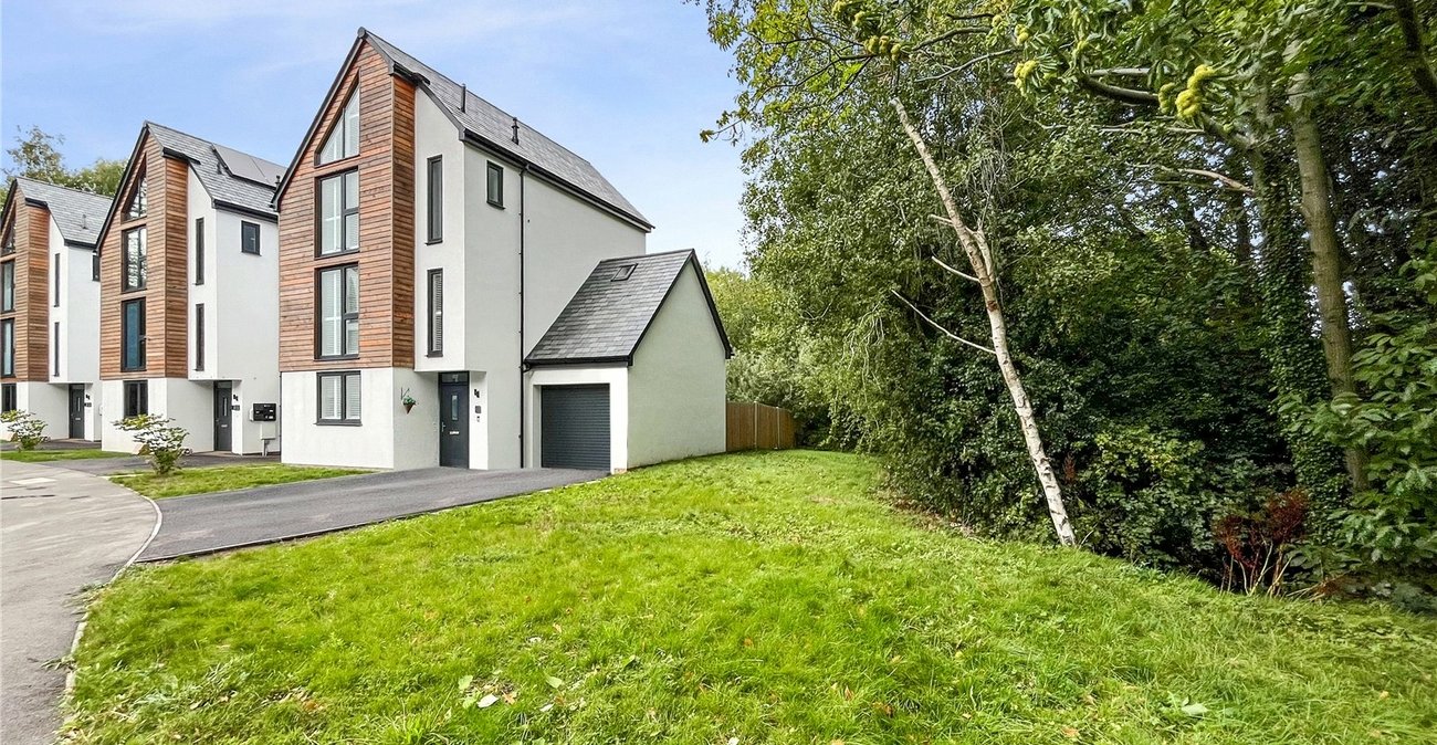 4 bedroom house for sale in Walderslade | Robinson Michael & Jackson