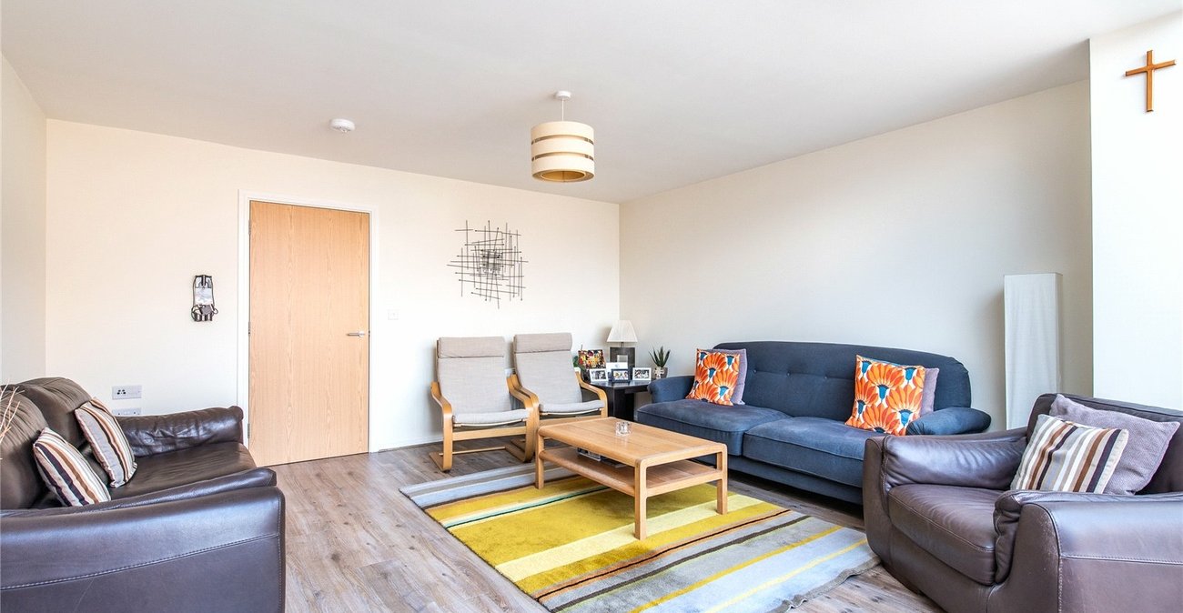 4 bedroom property for sale in Northfleet | Robinson Michael & Jackson