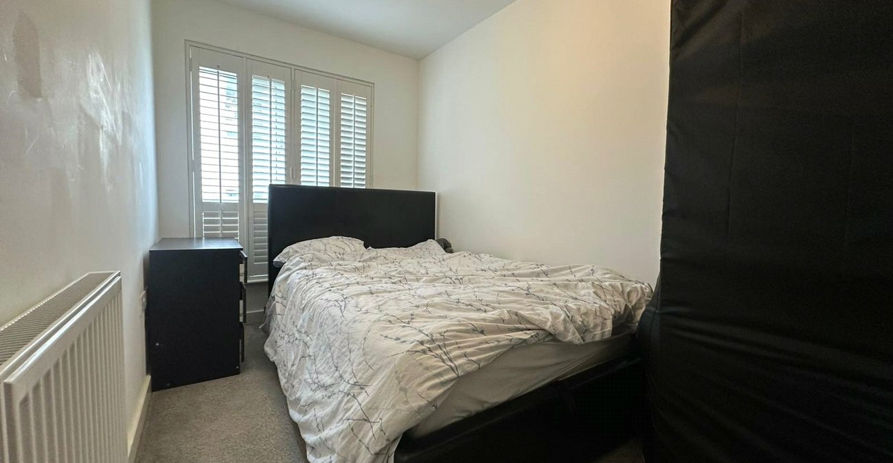 2 bedroom property for sale in Northfleet | Robinson Michael & Jackson