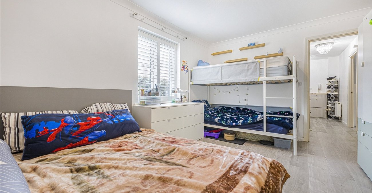 2 bedroom property for sale in Northfleet | Robinson Michael & Jackson