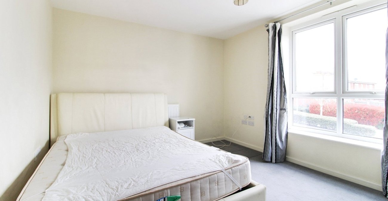 2 bedroom property for sale in Northfleet | Robinson Michael & Jackson