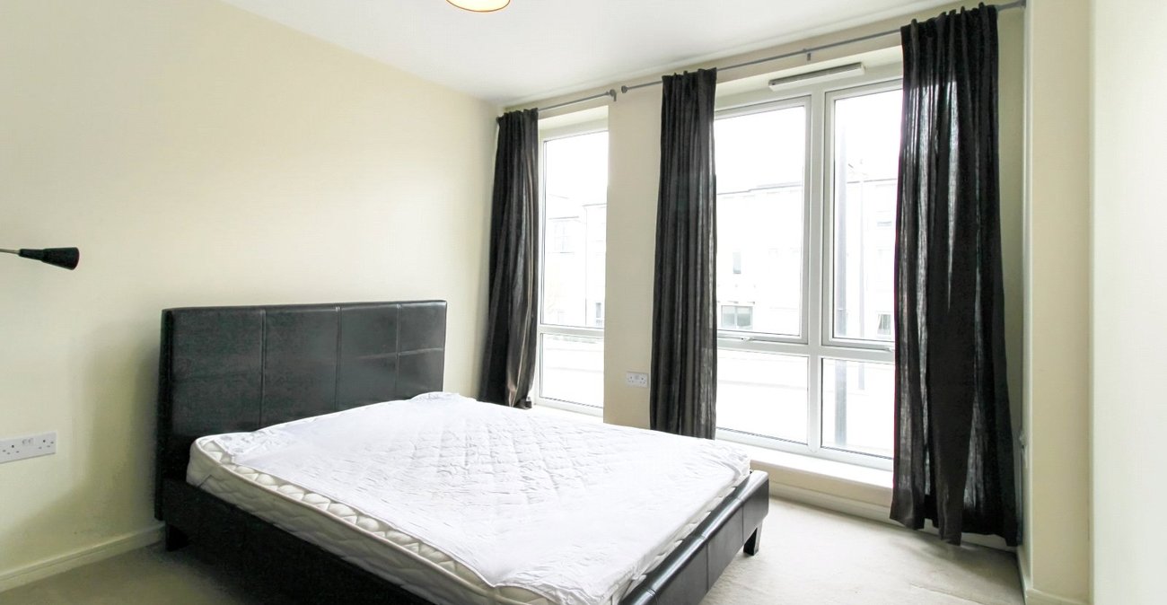 2 bedroom property for sale in Northfleet | Robinson Michael & Jackson