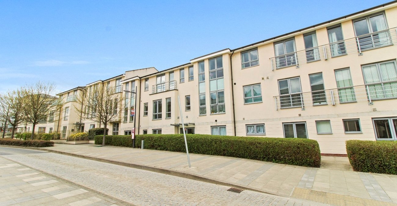 2 bedroom property for sale in Northfleet | Robinson Michael & Jackson