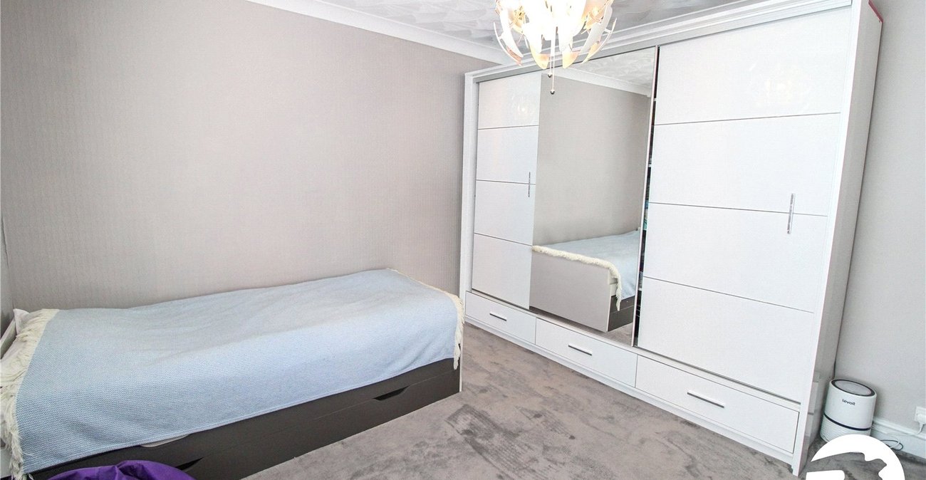 2 bedroom house for sale in Northfleet | Robinson Michael & Jackson
