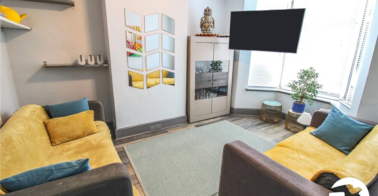 2 bedroom house for sale in Northfleet | Robinson Michael & Jackson